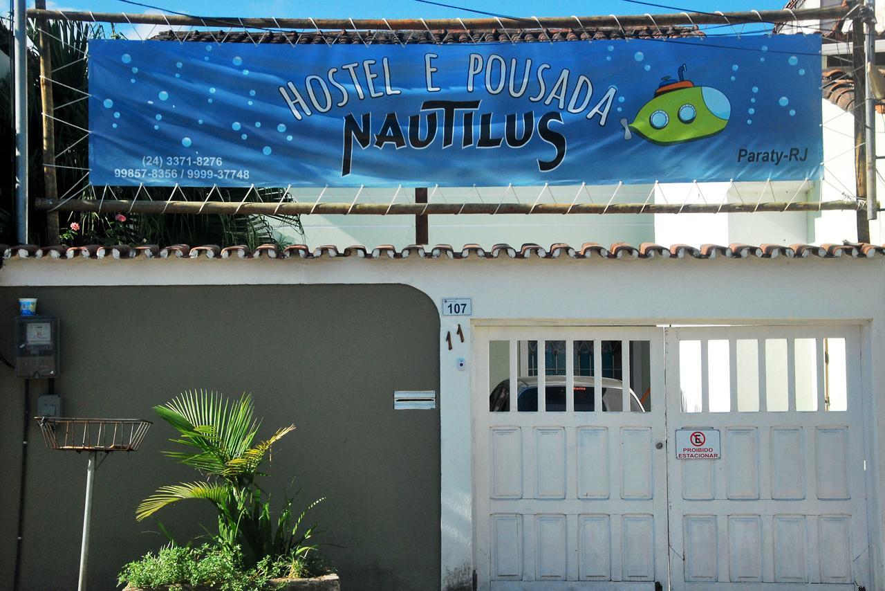 Nautilus Hostel Araquari Exteriör bild